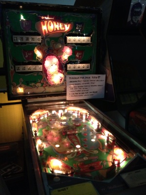 Pinball Hall of Fame: "Honey", the pinball machine in question